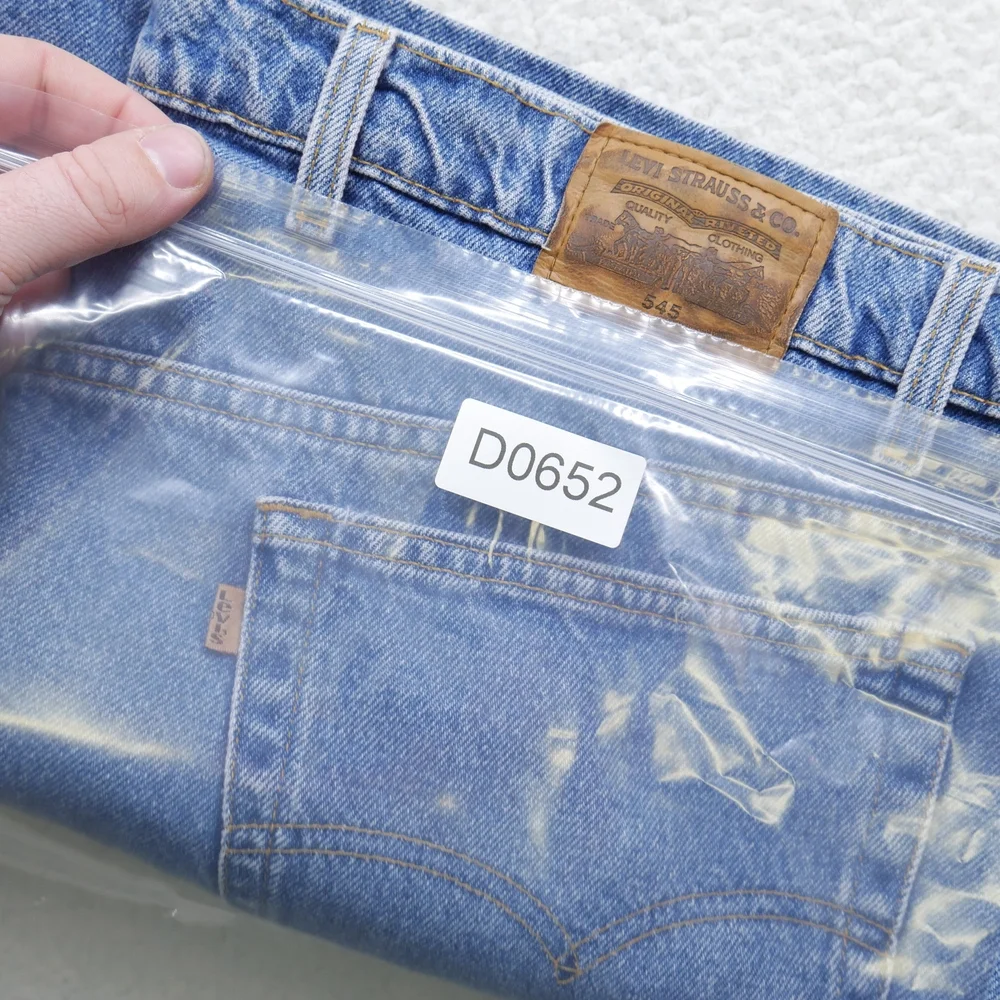 Vintage Levi's Shorts Mens Size 50 Loose Fit 90s Jean Blue Denim High-Rise 545
